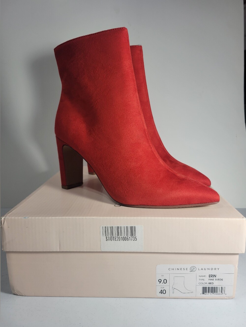NIB Chinese Laundry Erin Red Suede Pointed Toe Ankle Booties - Size 9